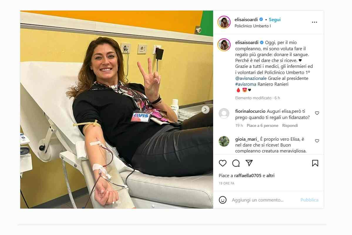 Elisa Isoardi compleanno dona sangue