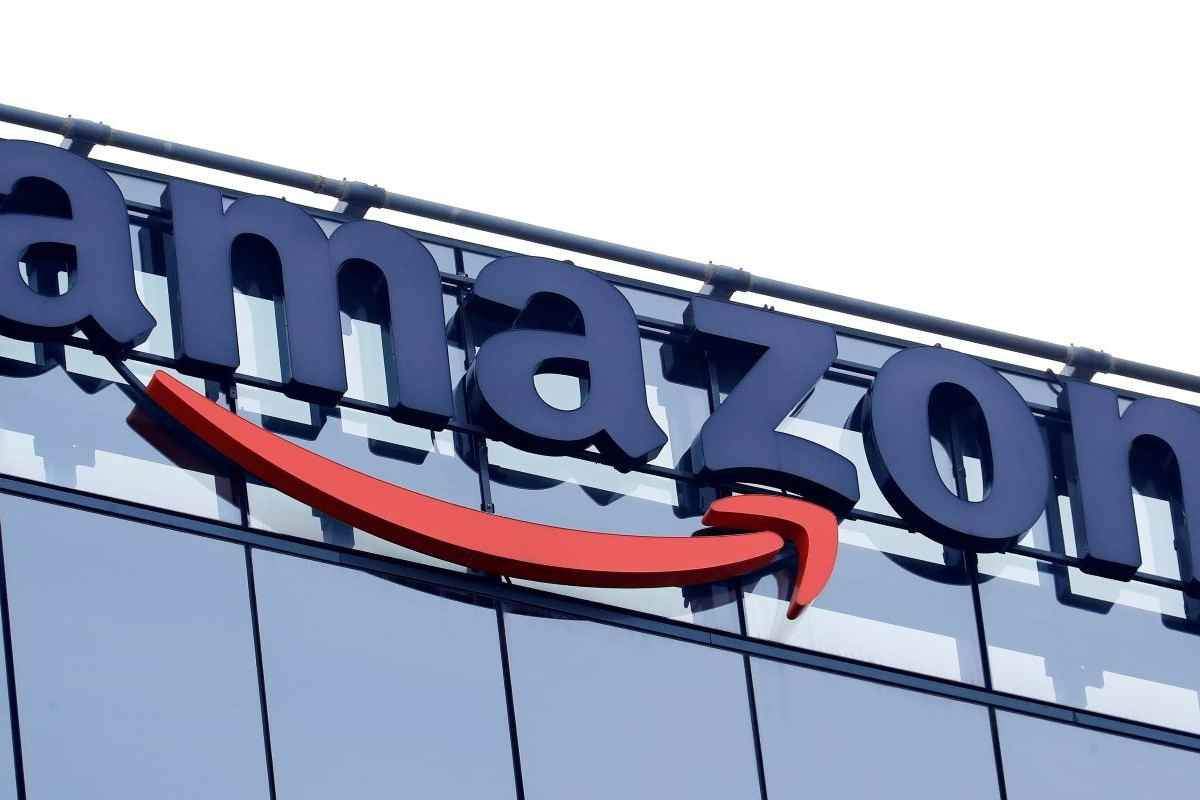 amazon dipendenti licenziati email