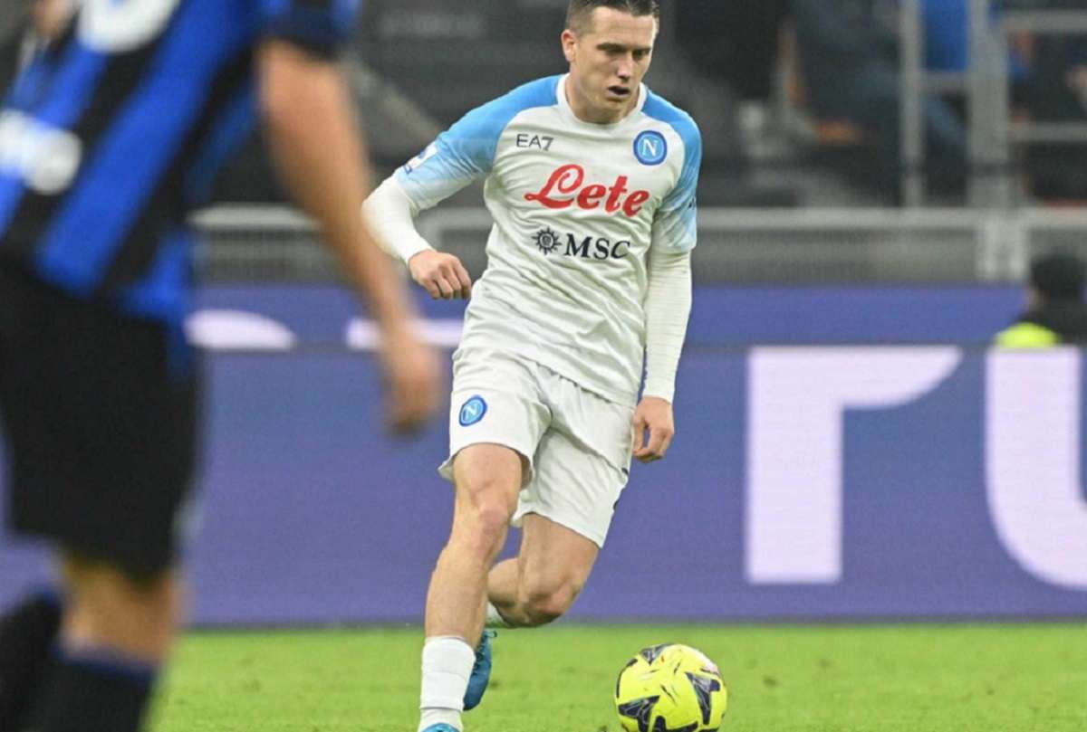 Napoli Juventus Zielinski addio