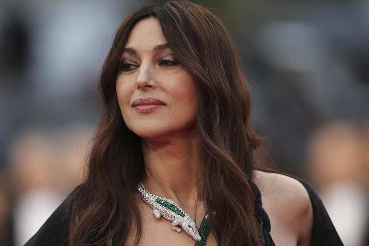 Monica Bellucci, francese