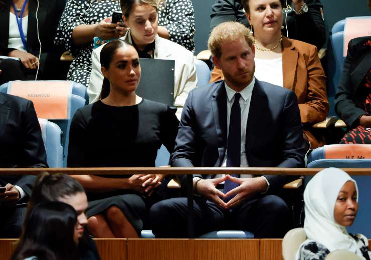 harry e meghan cambia tutto per l'incoronazione