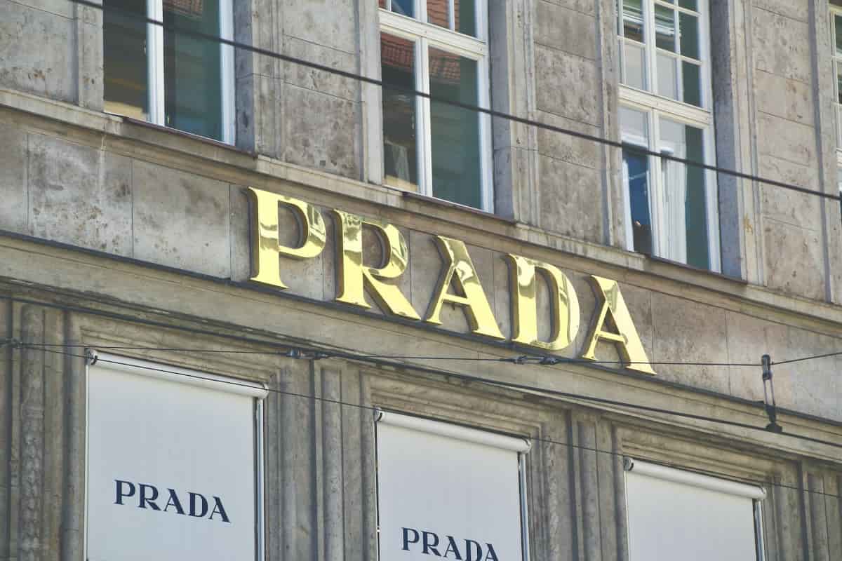 italia prada assume