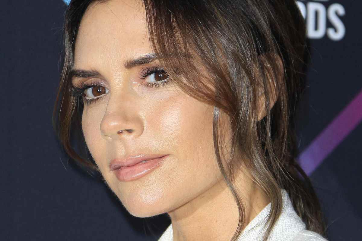 victoria beckham trucco naso