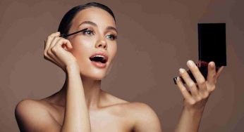 Come ritoccare il make-up senza doversi struccare: i 3 prodotti