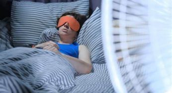 Vuoi trascorrere una notte di sonno tranquillo con il caldo? Le abitudine delle nonne