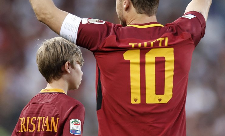 Francesco Totti, pioggia di critiche online