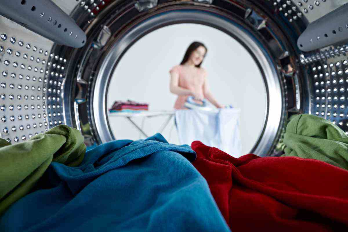 vestiti lavatrice trucco per non stirarli