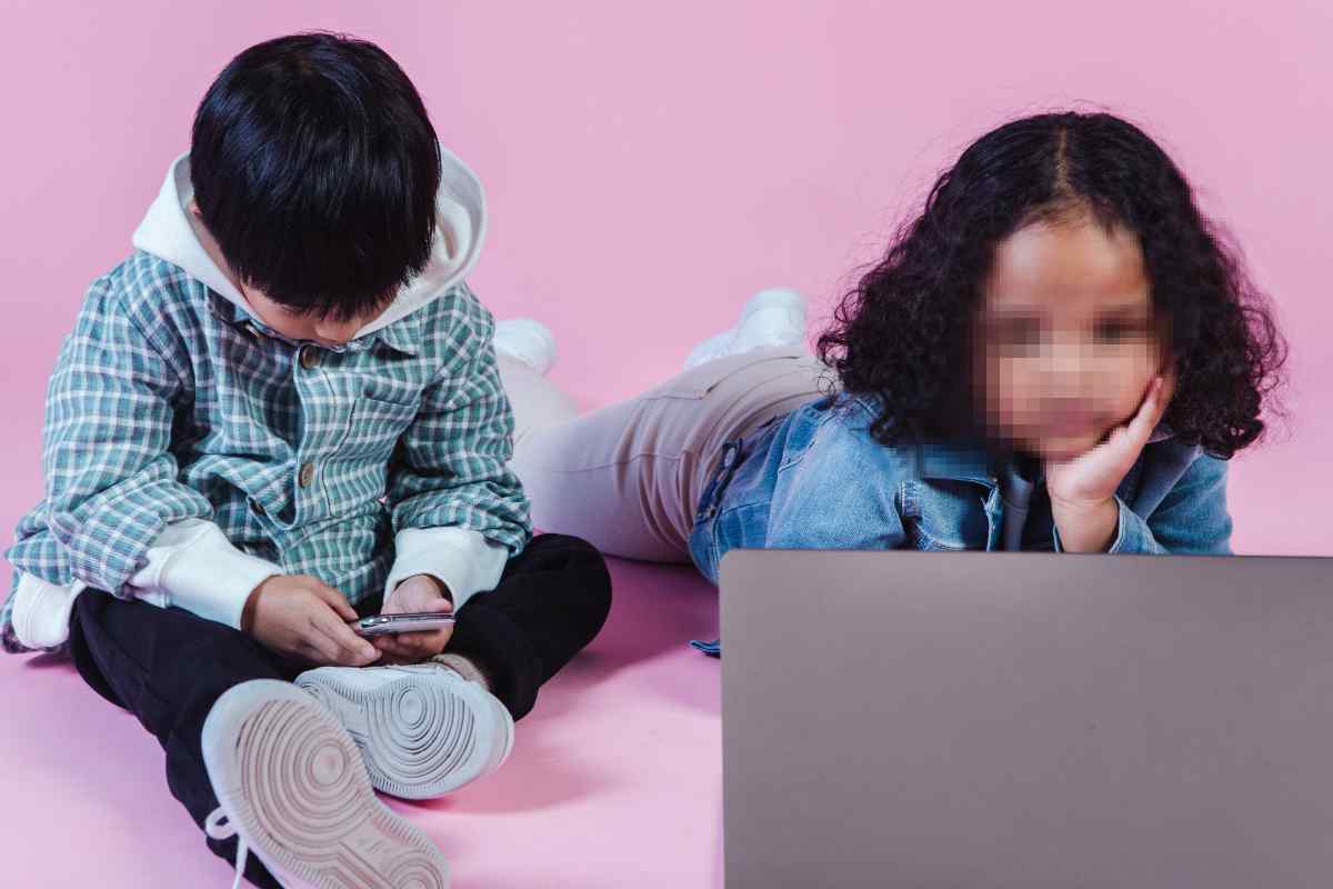 Le conseguenze di smartphone e inattività sui bambini
