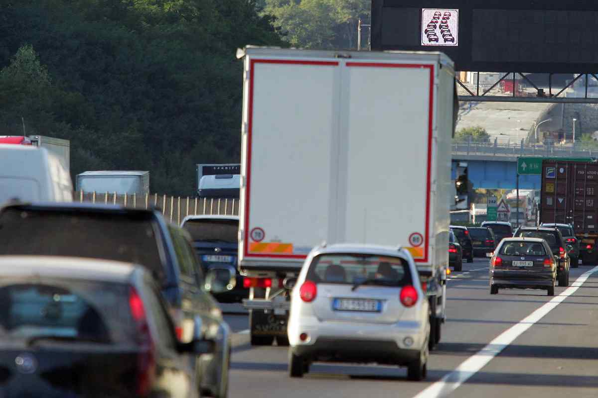 Bonus benzina rivolto agli autotrasportatori. Al via le domande